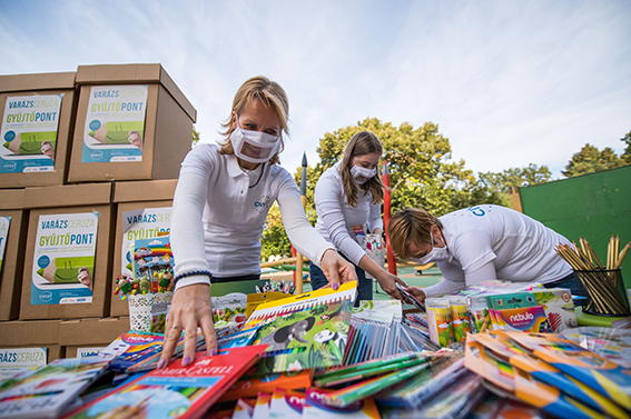 Varázsceruza átadó_1